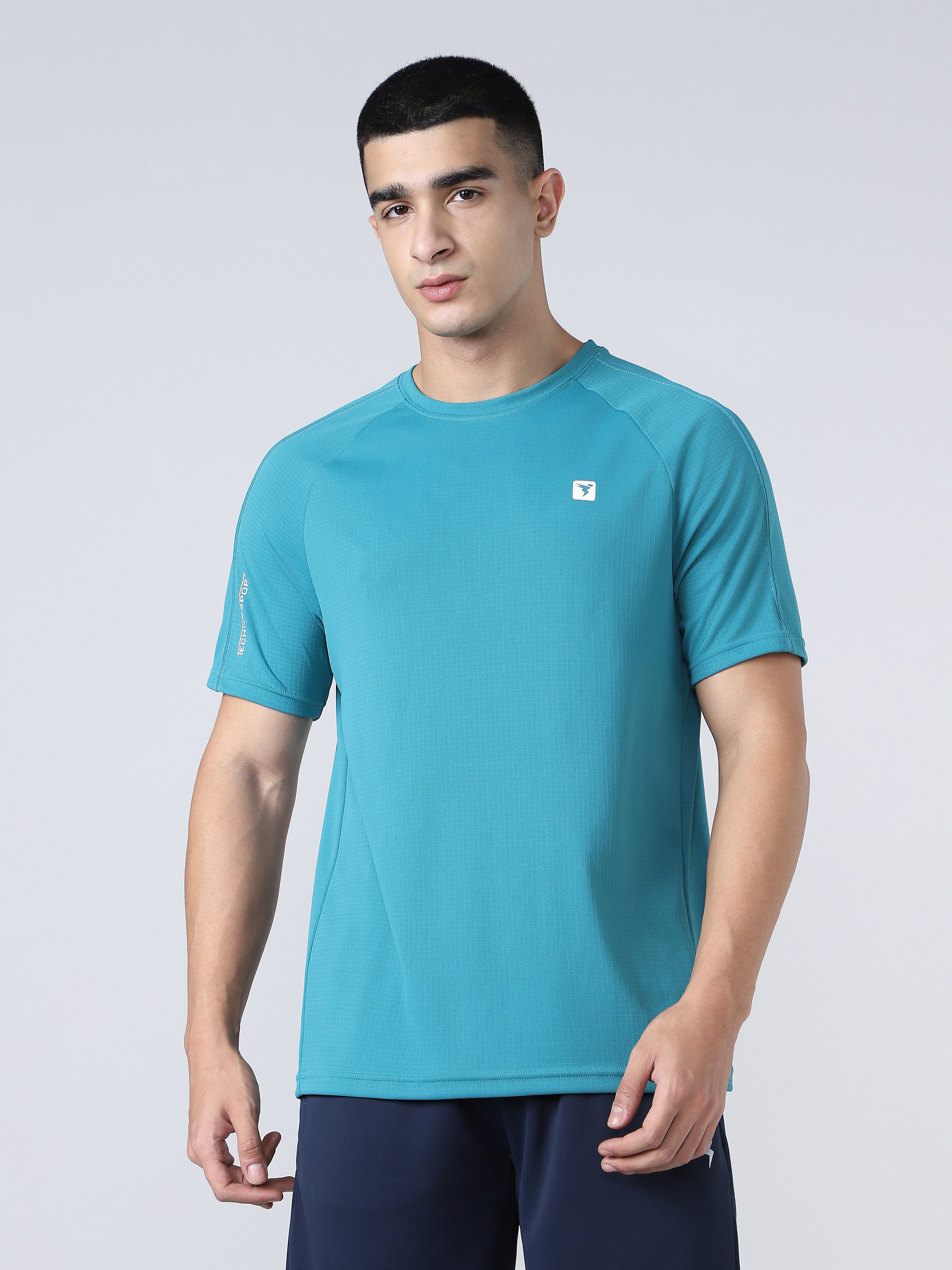 Men Solid Slim Fit Round Neck Sports T-shirt with TECHNOCOOL+