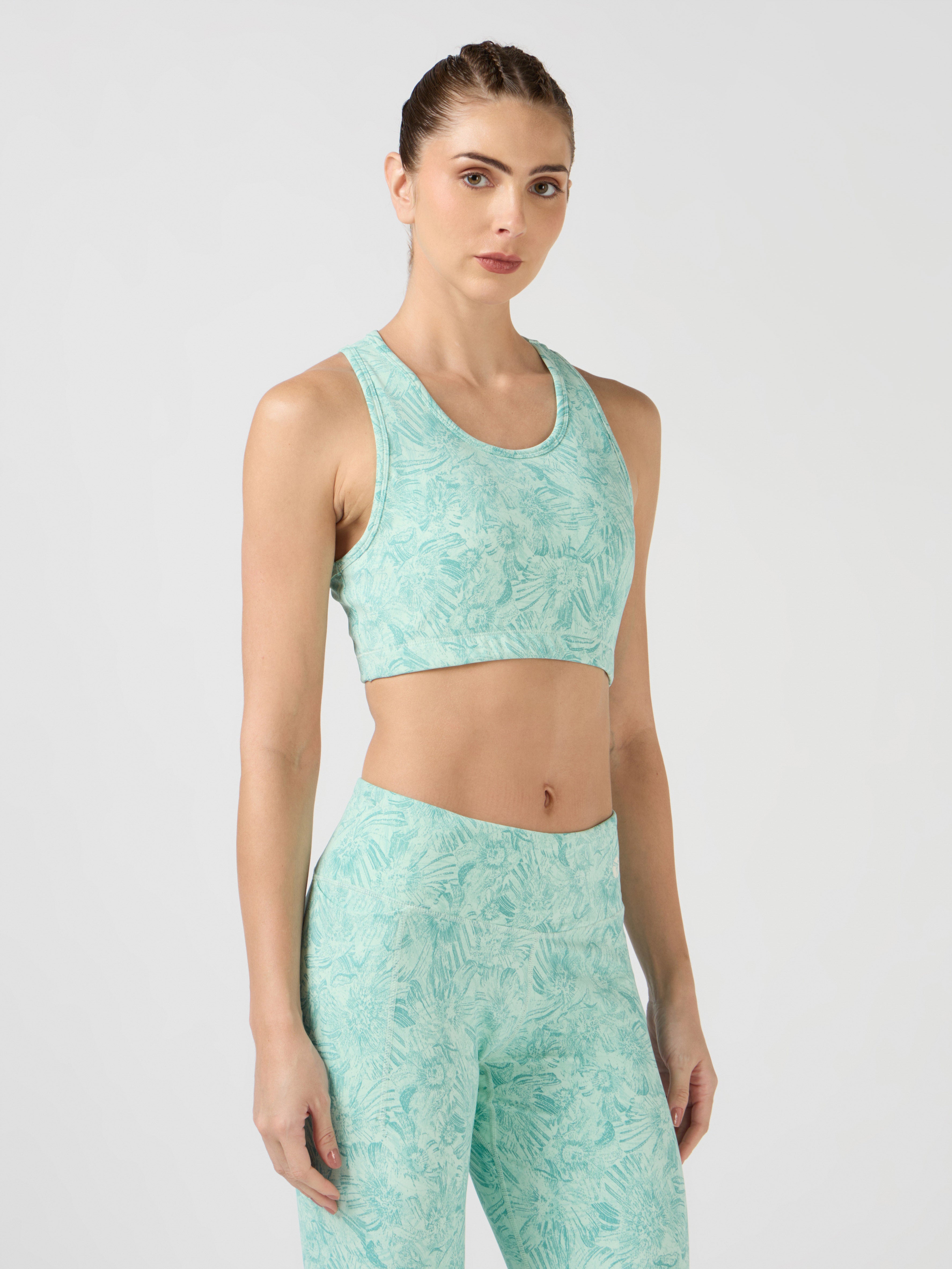 Women Slim Fit Scoop Neck Sports Bra with ELASTO PLUS