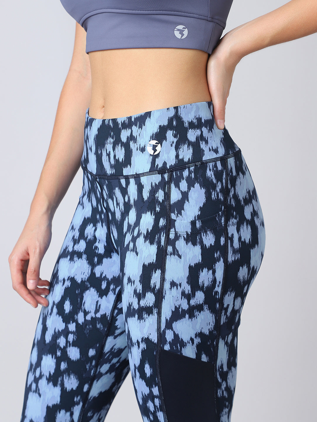 Women Printed Slim Fit Tights with ELASTO PLUS