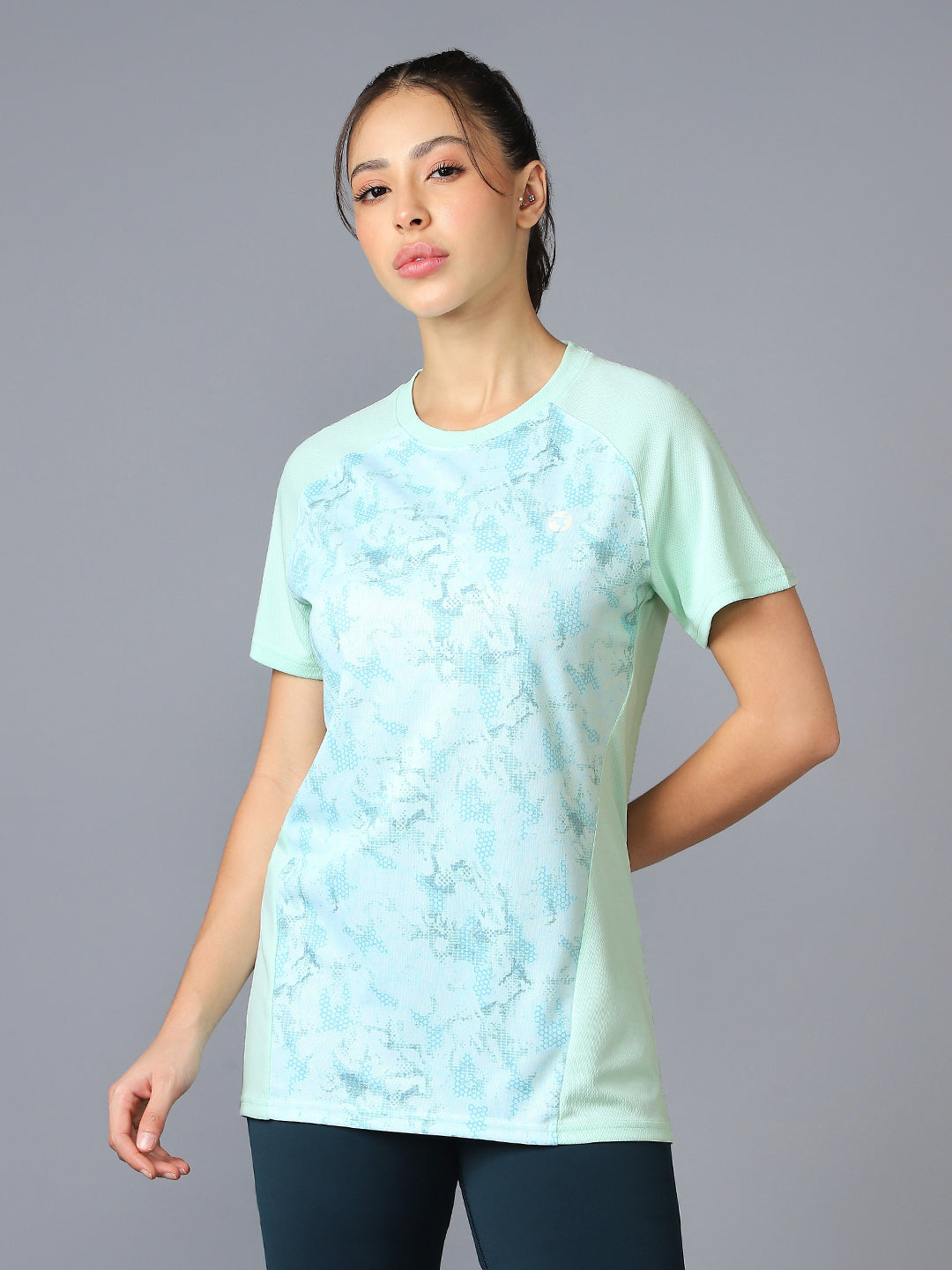 Women Abstract Print Slim Fit Crew Neck T-shirt with TECHNO COOL+